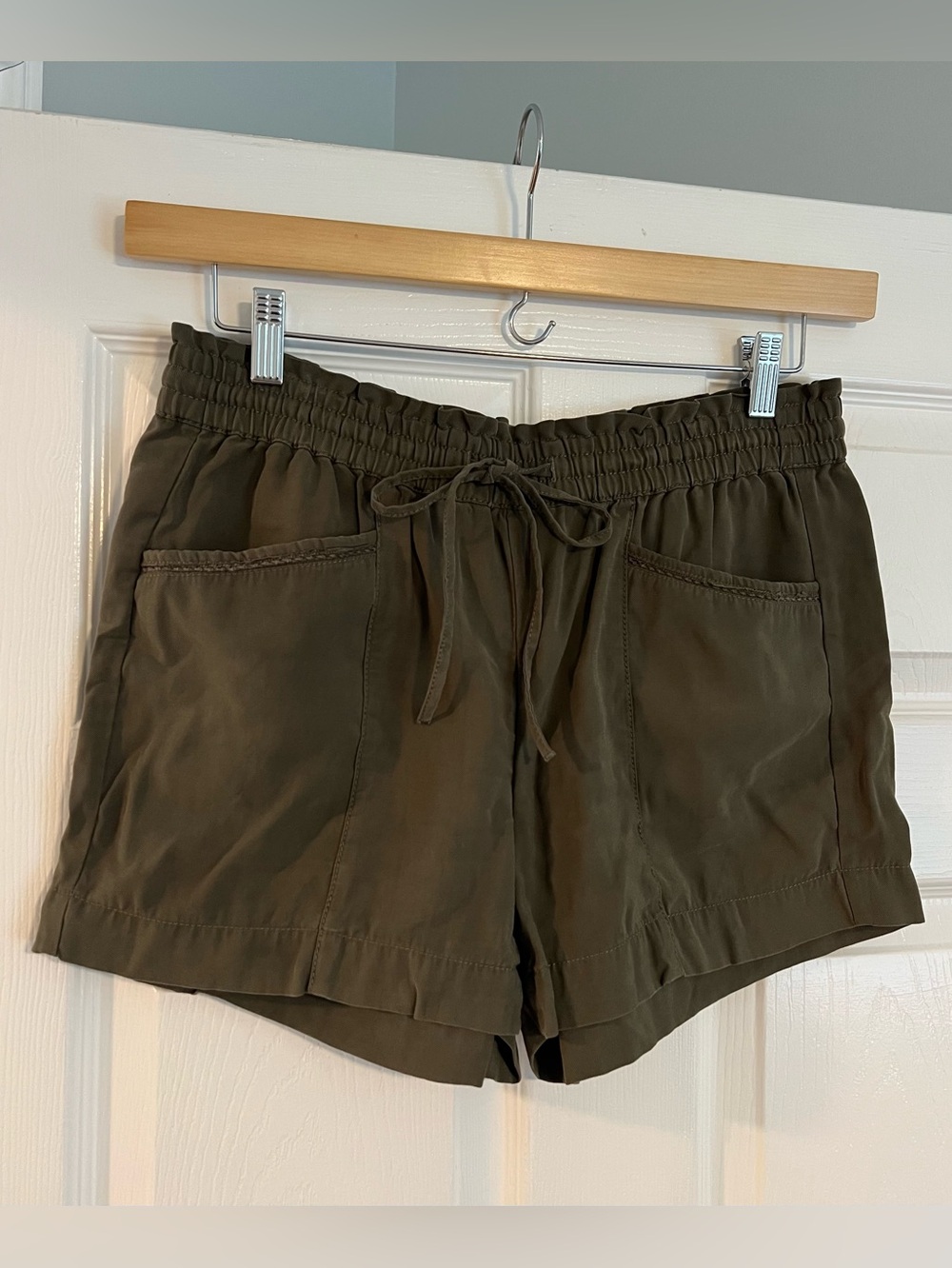 LOFT Olive Green Drawstring Utility Shorts